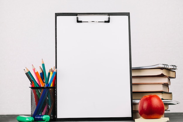 什么比猎豹的速度更快课文的多音字和主要内容