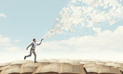 clap小学英语几年级学的单词